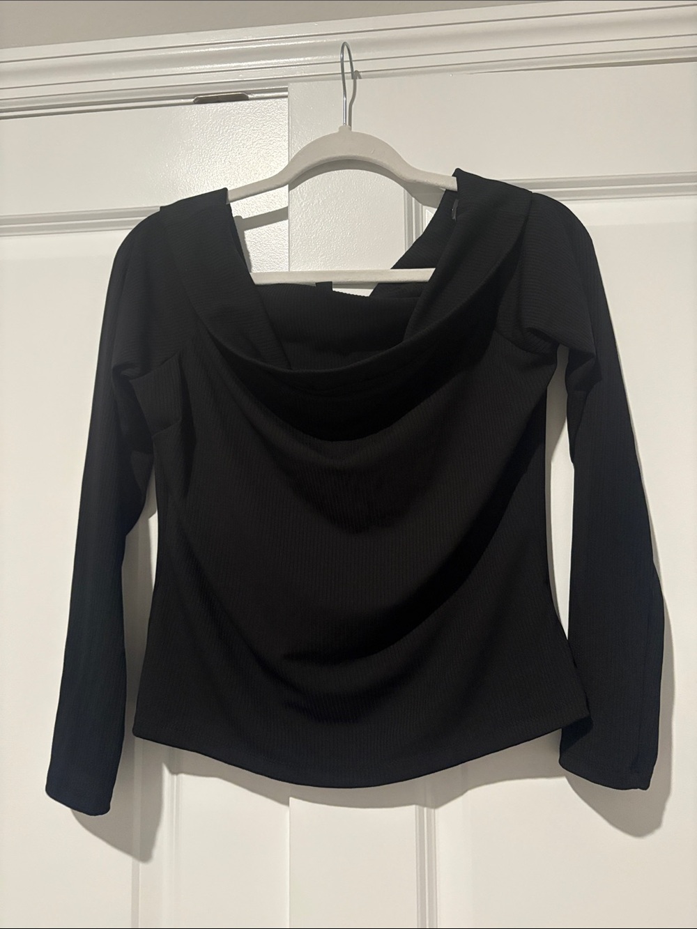 Haute Monde Black Off-Shoulder Ribbed Long-Sleeve Top